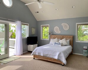 4 bedrooms, travel crib, free WiFi, bed sheets - Sound front Sunsets from Dock, Pool, Porch & all rooms. Private Beach access!  (Southern Shores)