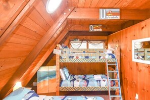 2 chambres, fer et planche à repasser, Wi-Fi, literie fournie
