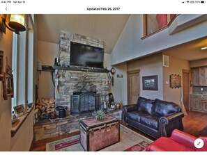 TV, fireplace - Amazing Lake views and Dock ACCESS (Harrison)