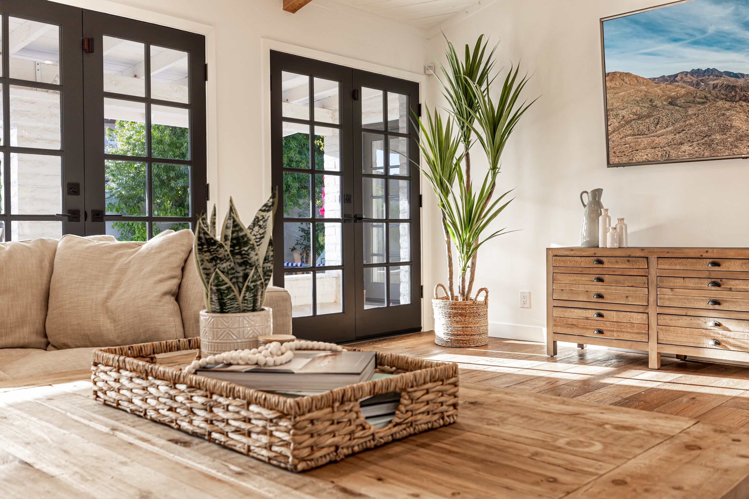 Spanish Farmhouse in Biltmore w\/Heated Pool, Outdoor Fireplace & Hot Tub. 