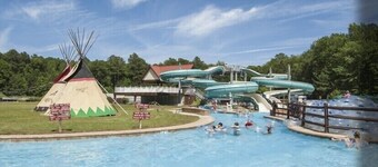 Rhapsody in Blue Beach Cottage in Ocean Pines OC MD w/ Beach Club Parking Pass