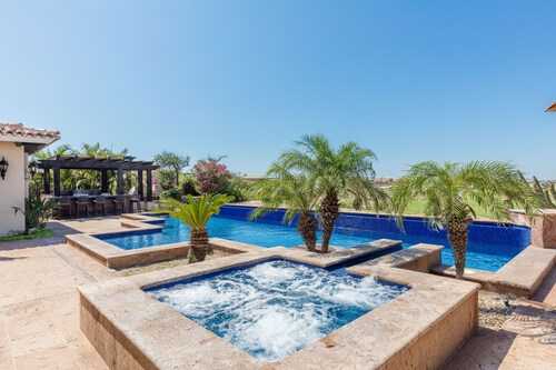 AMAZING GOLF VILLA @ DIAMANTE CABO SANLUCAS, UNBLOCK VIEW, HIT BALLS AT BACKYARD