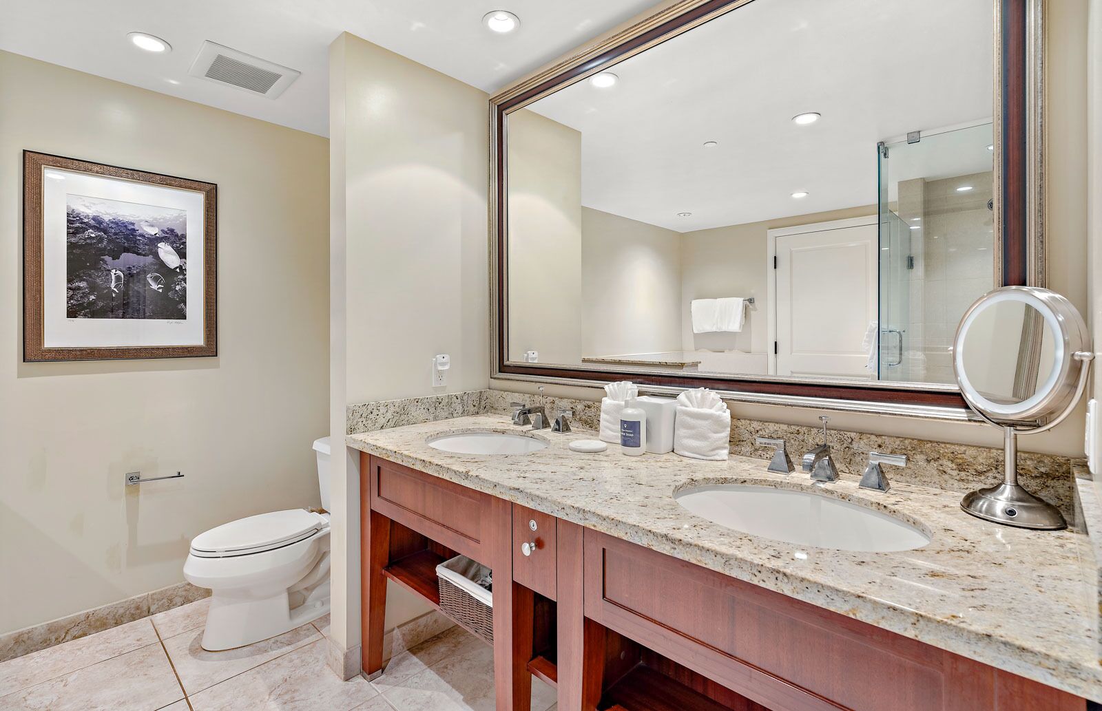 Bathtub, hair dryer, towels