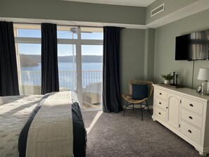 3 slaapkamers, een strijkplank/strijkijzer, reisbedje, gratis wifi