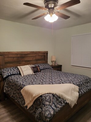 3 habitaciones, tabla de planchar con plancha y wifi gratis 