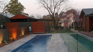 Piscine extérieure (ouverte en saison)