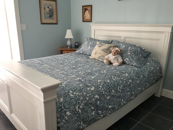 1 soverom, strykejern/-brett, wi-fi (inkludert) og sengetøy