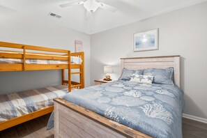 3 bedrooms, WiFi, bed sheets