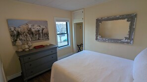 3 Schlafzimmer, Bügeleisen/Bügelbrett, Reisekinderbett, kostenloses WLAN