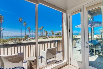 Ocean Front * Panoramic Water View Deck * A/C