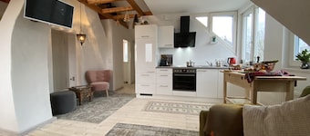 View of the Ruhr area - lovingly furnished top floor apartment
