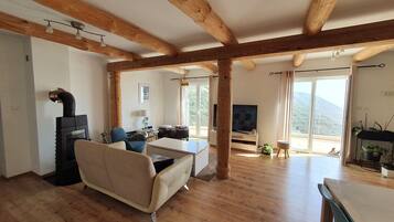 Smart TV, offices, computer monitors, printers