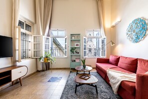 Appartement, 1 chambre, terrasse, vue sur la ville | Décor unique, ameublement unique, système d’insonorisation