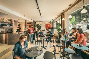 Coffee shop