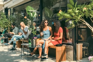 Coffee shop