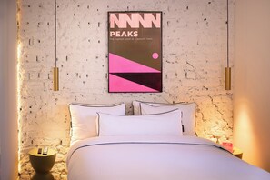 Suite with Terrace | Individually decorated, individually furnished, desk, laptop workspace - Silicate Ben Yehuda - Smart Hotel by Loginn Tel Aviv (Tel Aviv)