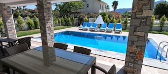 NEW BUILT BEAUTIFUL 3 BEDROOM PRIVATE POOL VILLA IN DALYAN CENTER GULPINAR AREA!
