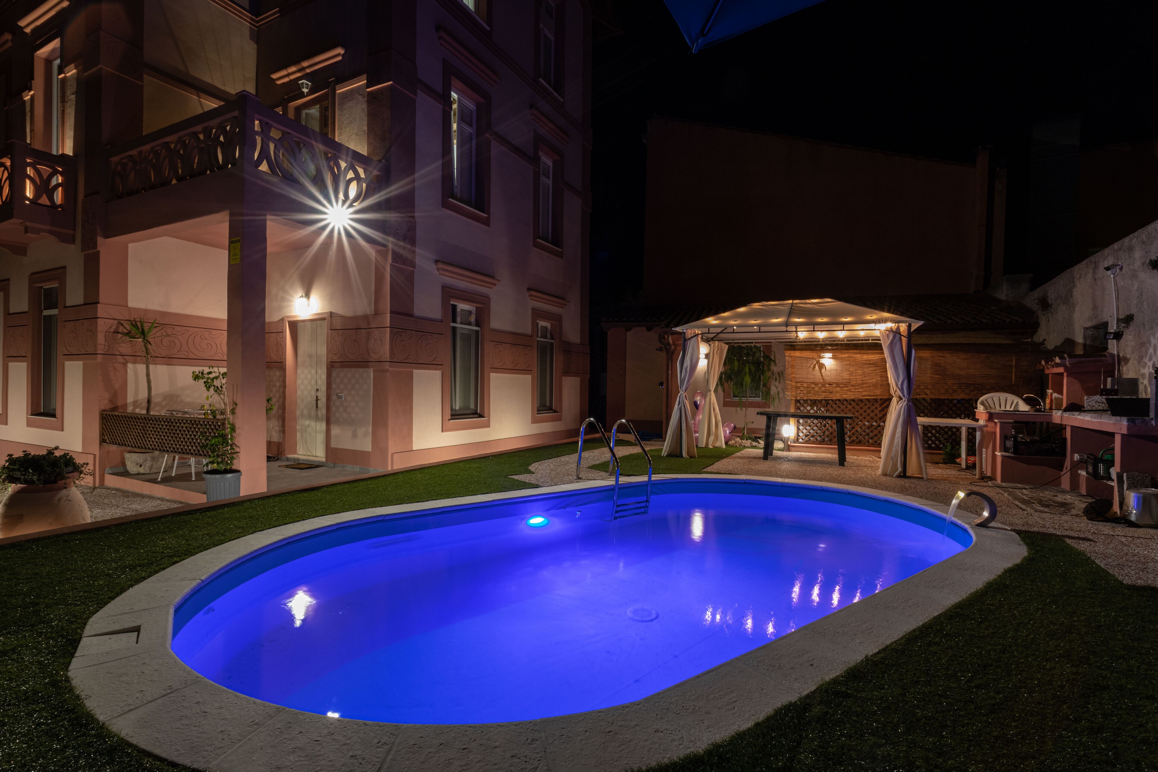 Piscina all'aperto