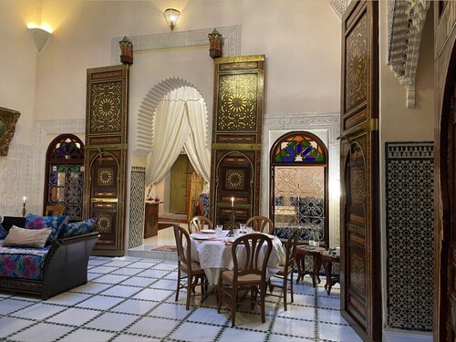 Rent room at Riad Alkatib in the heart of the Medina Meknes