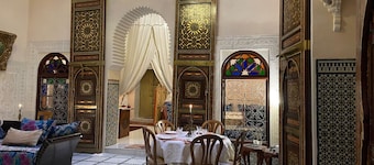 Rent room at Riad Alkatib in the heart of the Medina Meknes