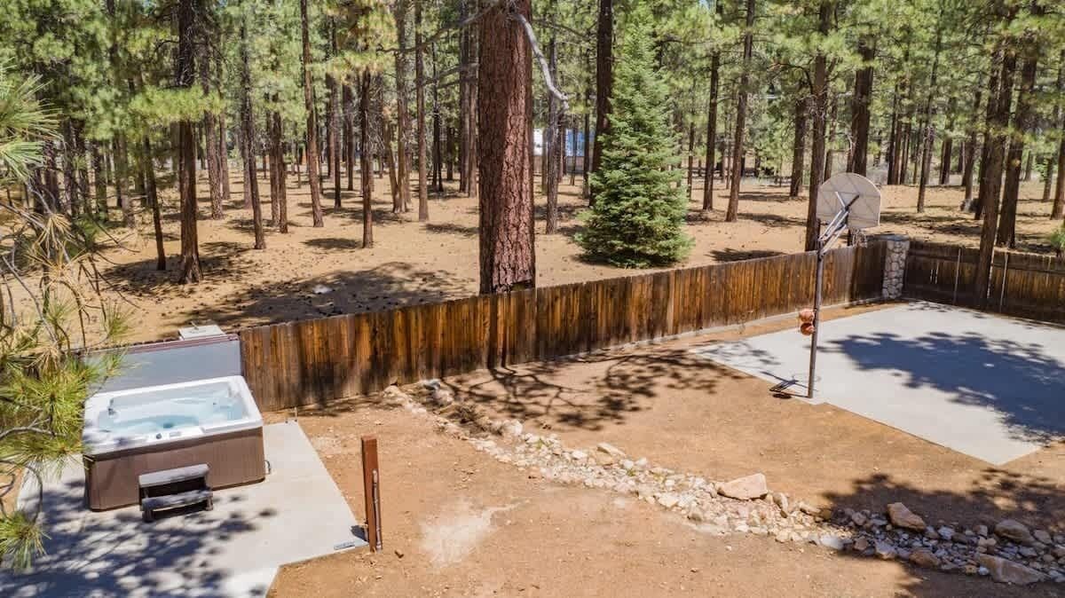 Private fenced backyard . No houses directly behind or in front.