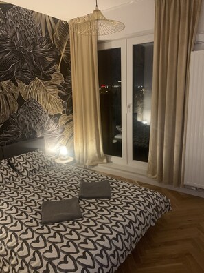 1 chambre, bureau, fer et planche à repasser, Wi-Fi gratuit