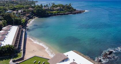 Kahana Sunset C7 2 Bedroom Condo by RedAwning