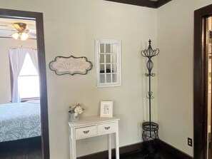3 bedrooms, iron/ironing board, travel crib, free WiFi