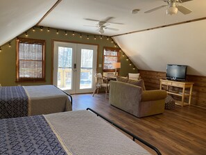 2 chambres, fer et planche à repasser, Wi-Fi gratuit, draps fournis