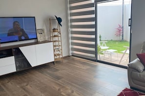 Apartment | 2 bedrooms, iron/ironing board, free WiFi, bed sheets - Immaculate 2-bed Apartment at Pamv Estates Apt2 (Santeo)