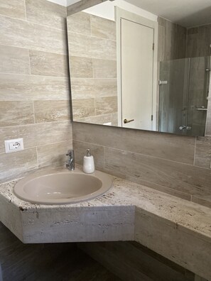 Bidet