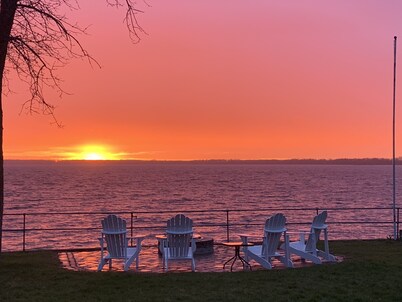 "Lakefront", Enjoy all 4 seasons VT has to offer!