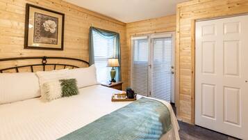 3 bedrooms, travel crib, free WiFi