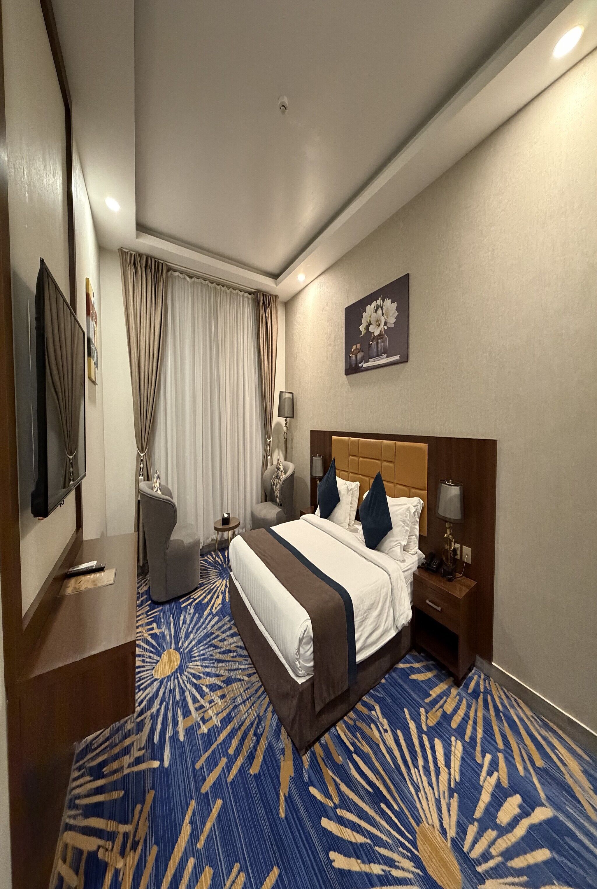 Deluxe Room, 1 King Bed