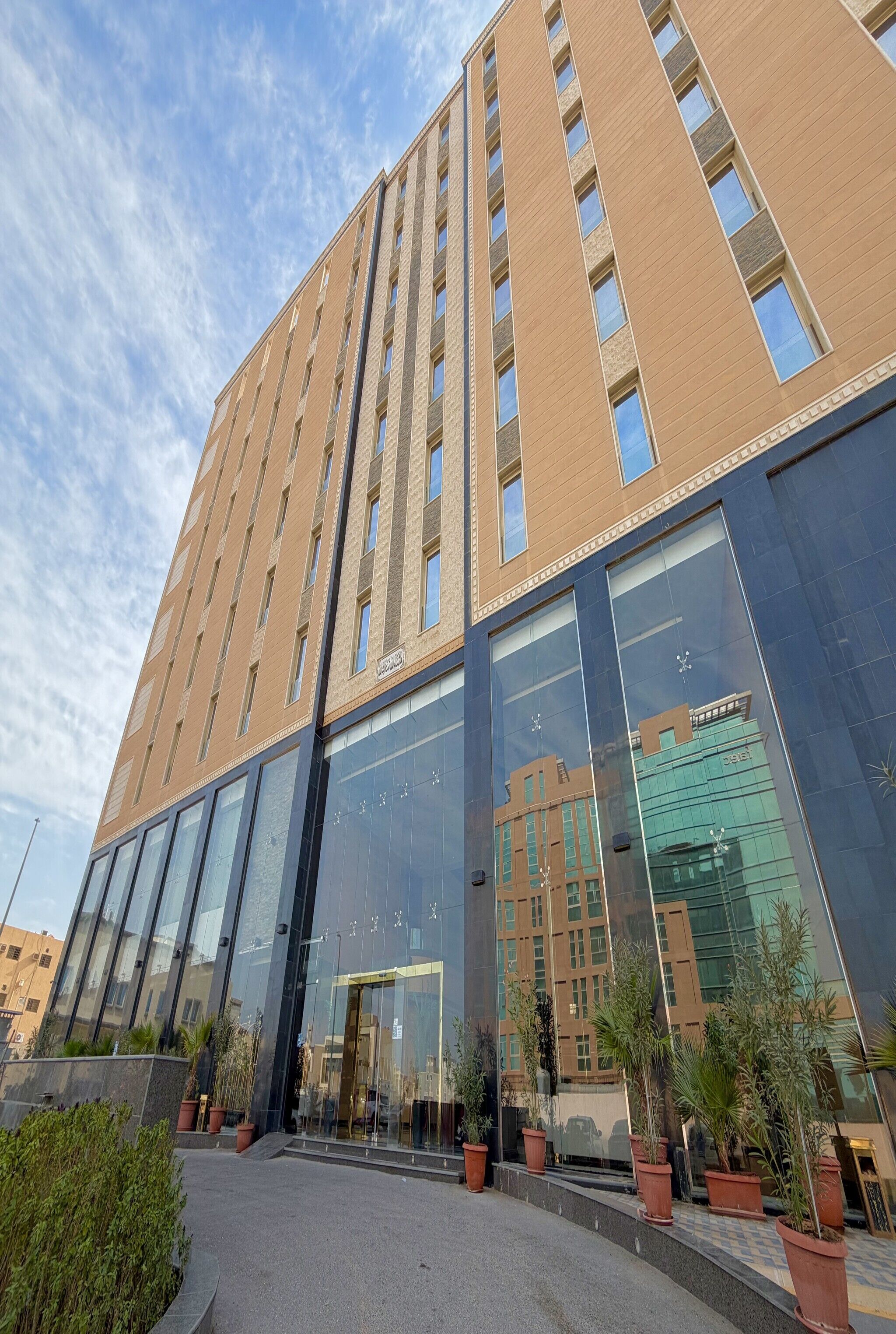 Fasade – kveld/natt