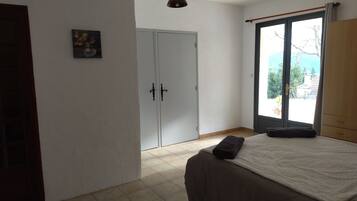 2 chambres, Wi-Fi gratuit, draps fournis