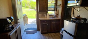 Cabin #8 near beautiful Cedar River.