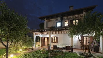 Extérieur