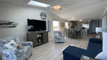 Smart TV, DVD player