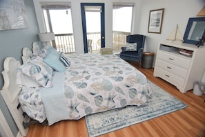 5 makuuhuonetta, ilmainen Wi-Fi, vuodevaatteet