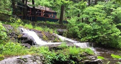 Remote Waterfall Cabin at Swiftwater Acres
