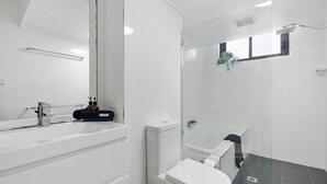 Unclassified image, 5 of 15, button - Holiday Central Tasman Towers Unit 2 (PORT MACQUARIE)