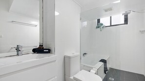 Shower, hair dryer, towels - Holiday Central Tasman Towers Unit 2 (PORT MACQUARIE)