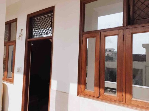 2 bedrooms spacious private apartment