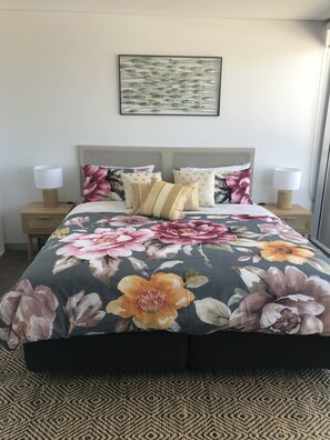 2 Schlafzimmer, Bügeleisen/Bügelbrett, kostenloses WLAN, Bettwäsche