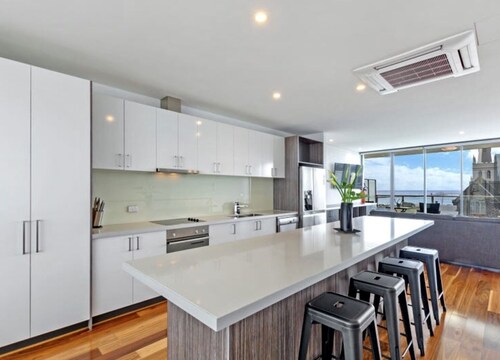 Ocean Breeze Apartment Portland