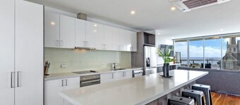 Ocean Breeze Apartment Portland