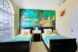 5 bedrooms, iron/ironing board, travel cot, WiFi
