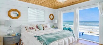 ☀️Ultra-Private Direct Beachfront Home🌊11 Steps to Sand🏖️3 KINGS possible☕️BONUSES!