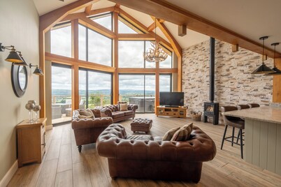 Valley View Lodge Sleeps 8 With Hot Tub